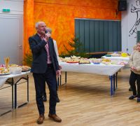 013  2025 12  06   19 20